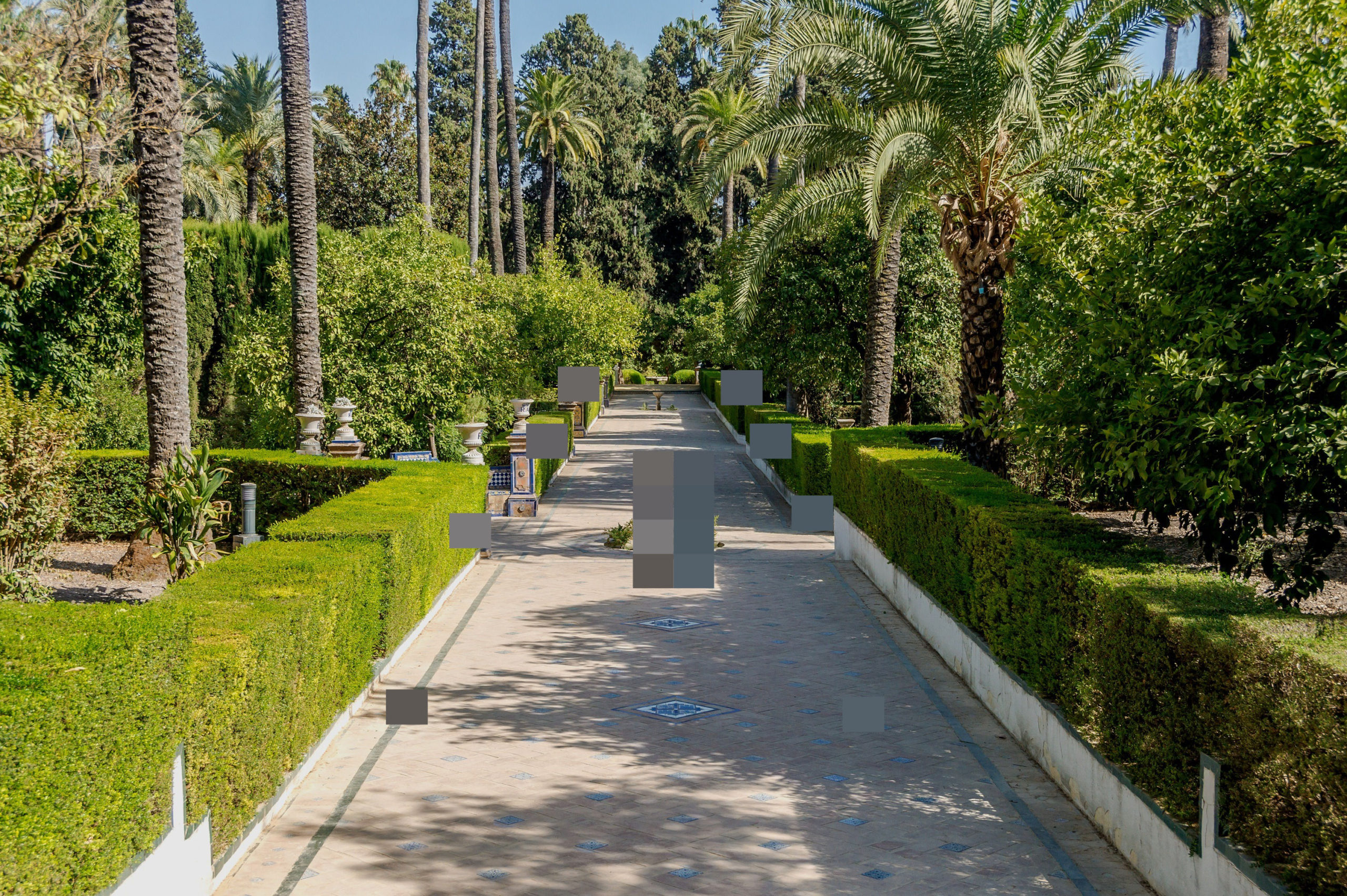 seville-77533 garden with path showing cast shadow colour swatches